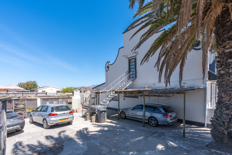 5 Bedroom Property for Sale in Weltevreden Valley Western Cape